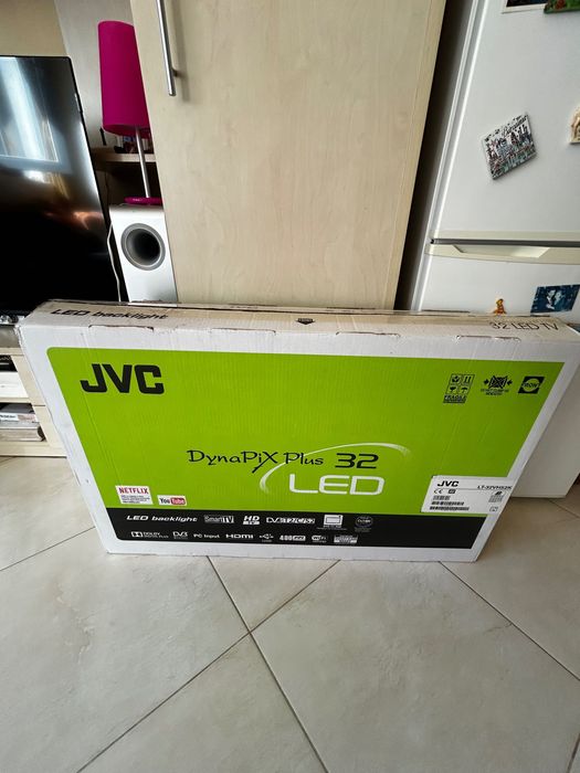 JVC 32 LED TV (Dyna Pix Plus)
