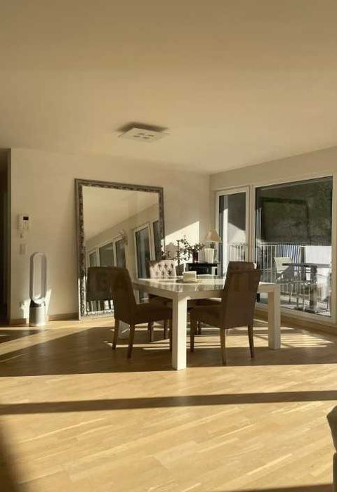 Дава се под наем Четиристаен апартамент в Пловдив, Каменица 2 - 104 кв.м за 459 € - Снимка #1