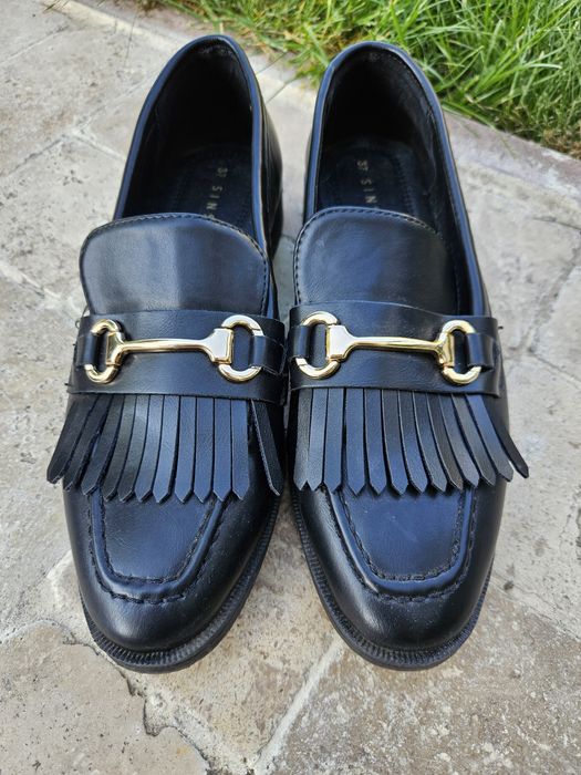 Pantofi negri, marimea 37