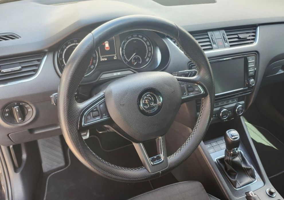 Skoda Octavia VRS 2.0 184k.c черна