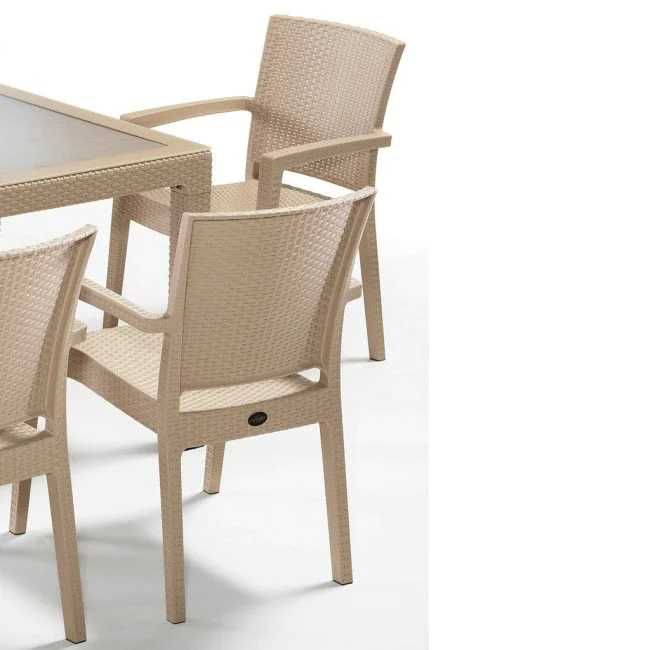 Комплект маса + 6 или 4 стола ратан 3 цвята и размери маси мод.1