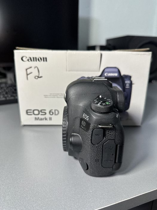 Canon 6D mark 2  Объектив 24-105мм