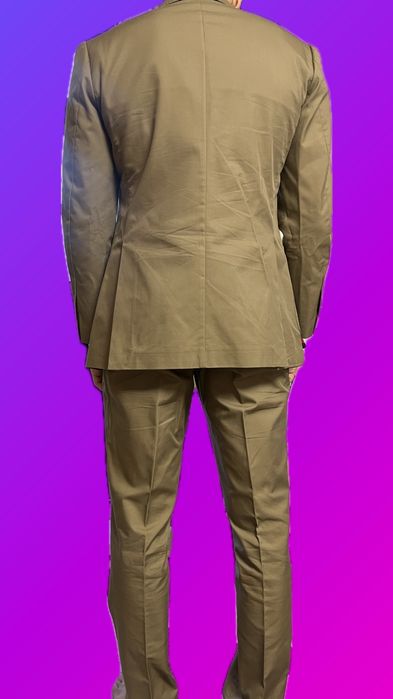 Продаю Новый Костюм!!!