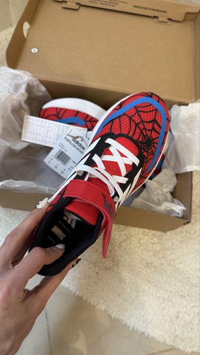 Детски маратонки Adidas Spiderman