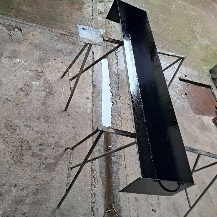 valau, troaca,  halau, adapatoare