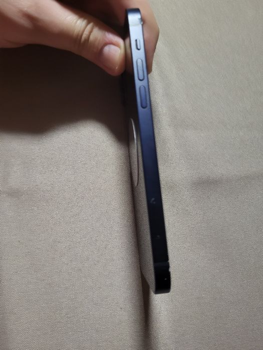Vand iphone 12 , impecabil !