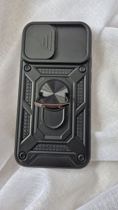 Продам чехол на айфон 13 мини