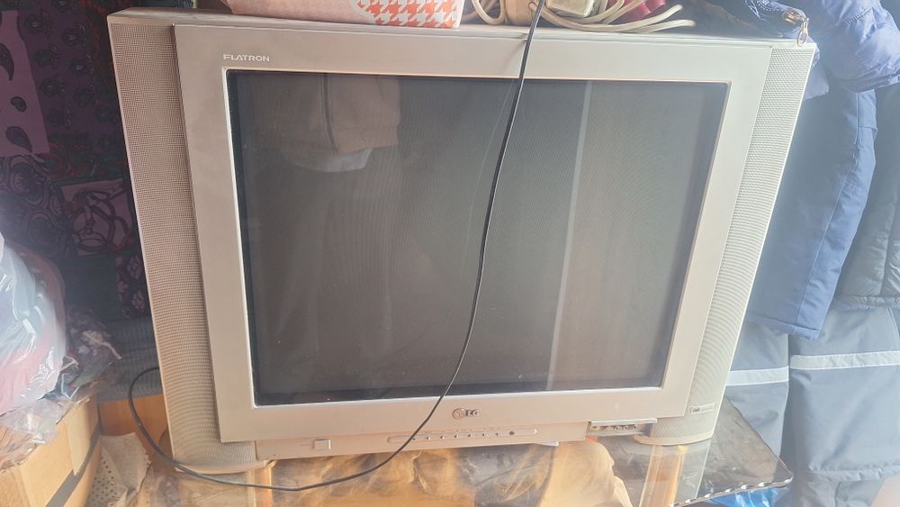 Продам телевизор цветной