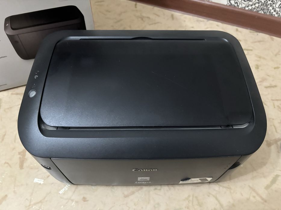 Продам лазерный принтер Canon i-sensys LBP6020B
