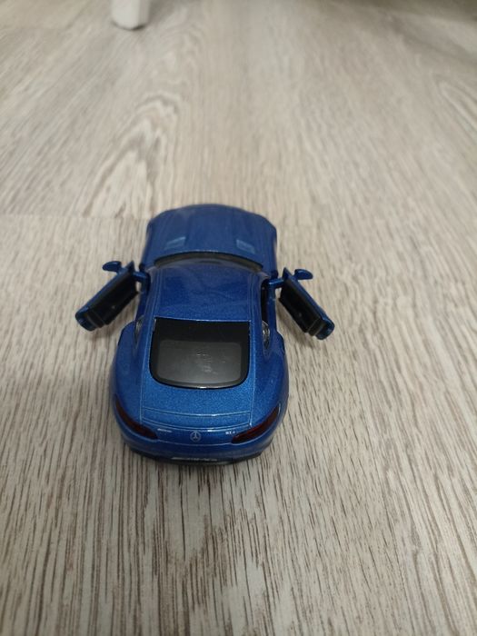 Модель колекционная