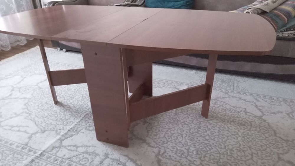 Жинамалы стол сатылады