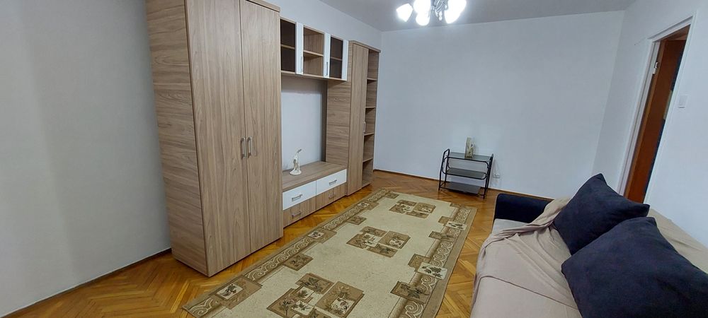 Închiriez apartament 2 camere