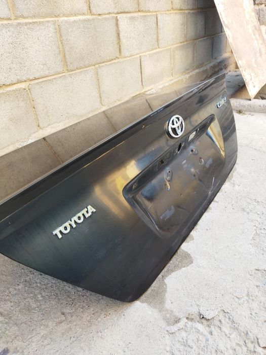 Крышка багажника Камри 30