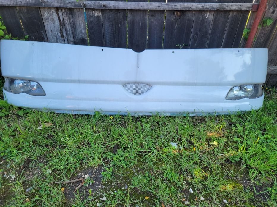Grila cu faruri si semnalizari mercedes NOGE