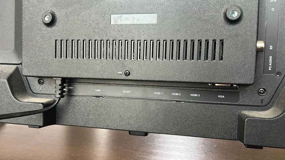 Televizor NEI Smart TV  FULL HD  80 cm – stare foarte bună