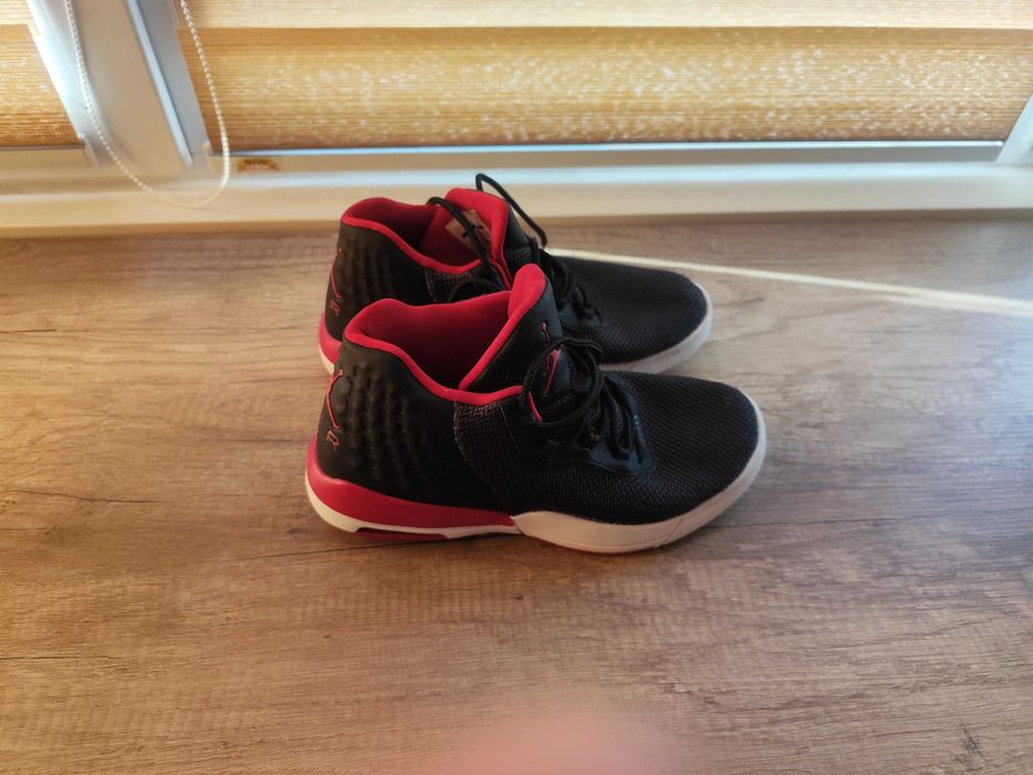 Маратонки Jordan