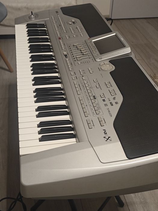 Orgă Korg pa 1x HDD
