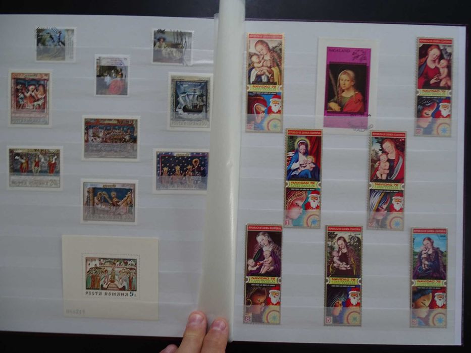 Clasor cu timbre tematice - Pictura (Lot 91)