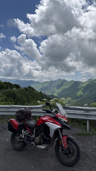 Продам Ducati Multistrada V4S 2023 года!