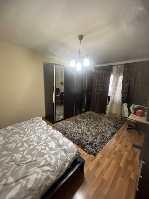 Apartament 3 camere de inchiriat