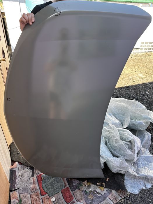 Продам капот на кобальт новый грунтованый