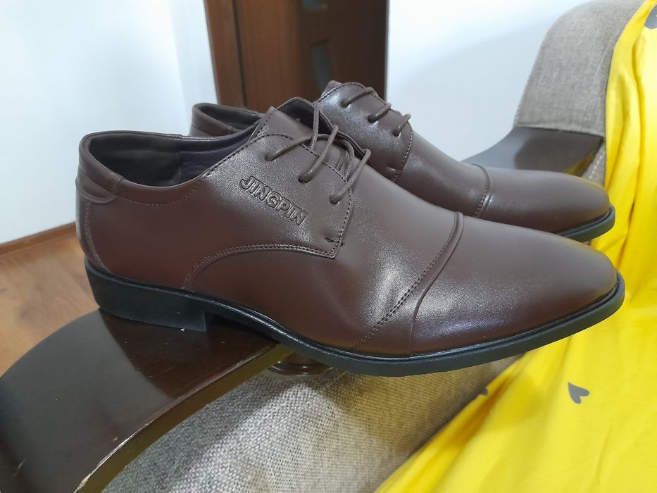 Pantofi de barbati eleganti