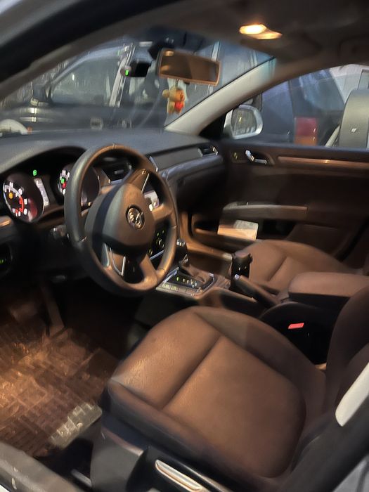 Skoda Superb 2.0 TSI 2014 год