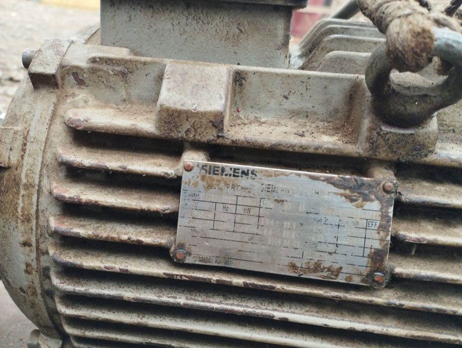 Продам электродвигатели.