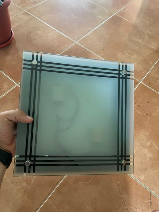Plafoniera patrata cu 2 dulii in interior