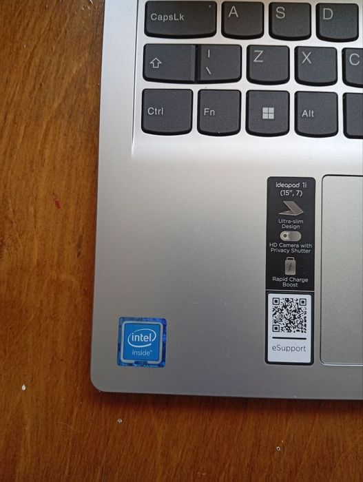 Lenova notebook yangi