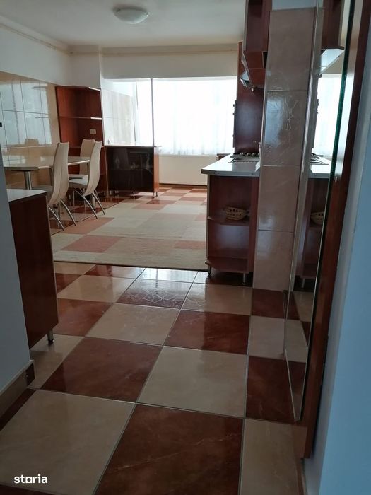 Apartament 3 camere, etaj 2, Jocului