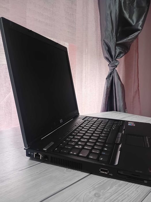 Retro Laptop HP compaq nc 6220 din 2005