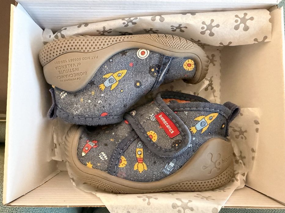 Бебешки обувки за прохождане Biomecanics