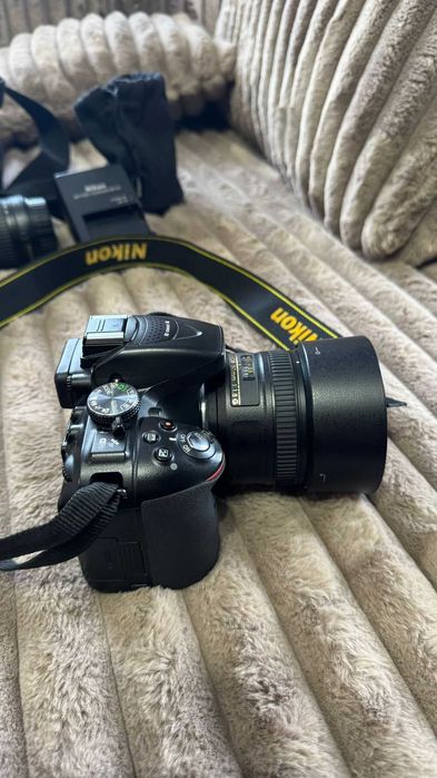 Aparat foto DSLR Nikon D5300, 24,2MP Black Entry level + 2 obiective