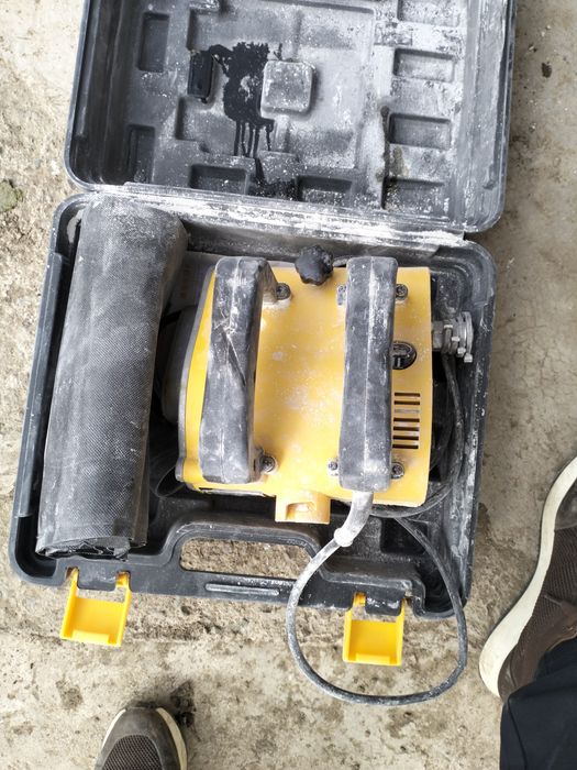 Электро инструмент