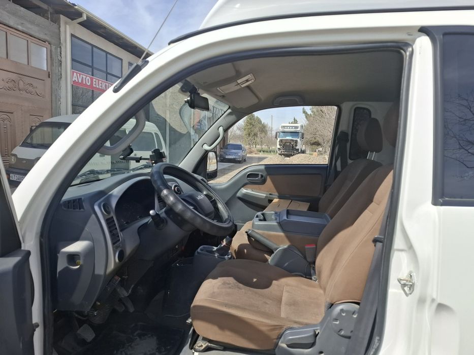 Vobkent tuman mashina kia bongo