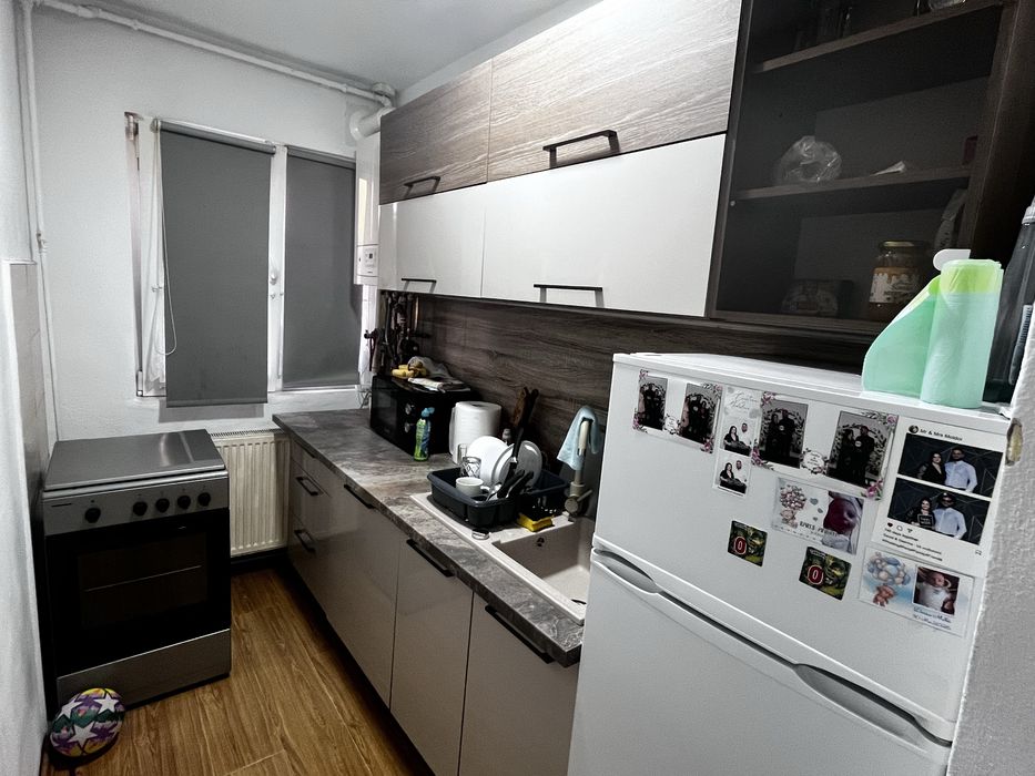 Inchiriez apartament cu 2 camere