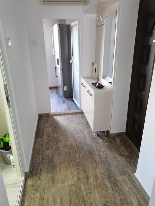 De inchiriat apartament cu o camera