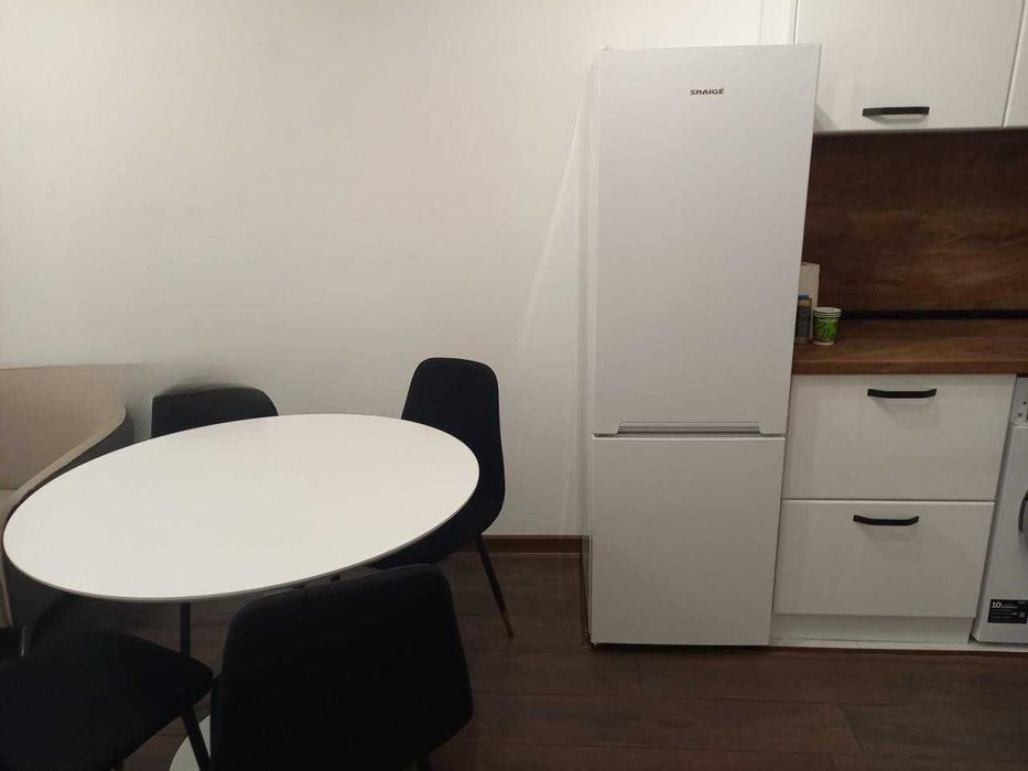 Дава се под наем Двустаен апартамент в Пловдив, Кючук Париж - 60 кв.м за 350 € - Снимка #2