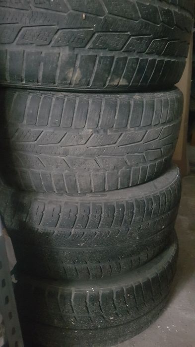 Set 4 Jante tabla cu cauciucuri iarna 205 55  16.