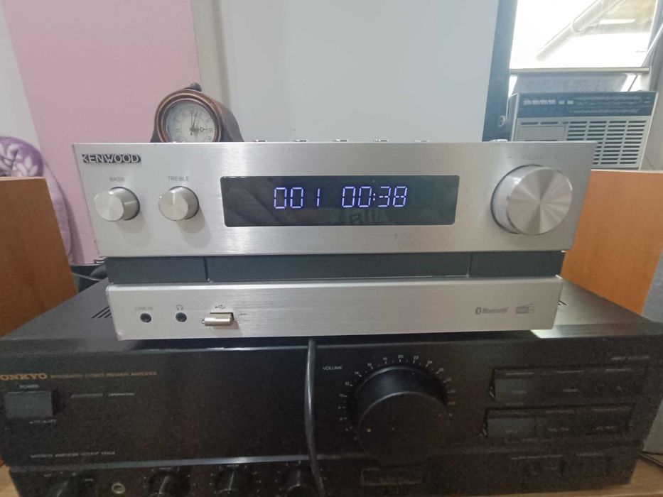 Kenwood M-918DAB