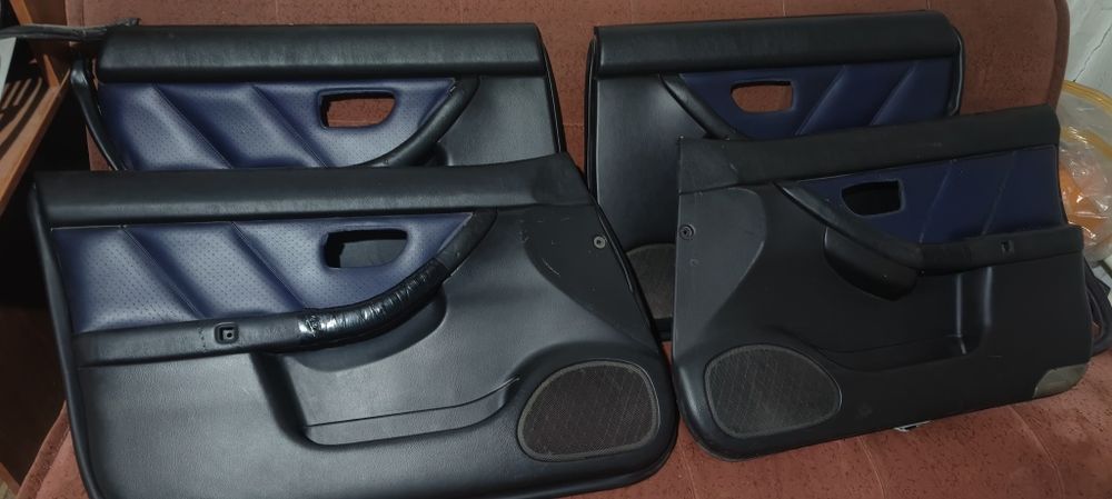 Дверные карты Subaru