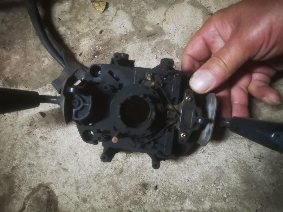 Хундай Соната 3 подрулевой переключатель.