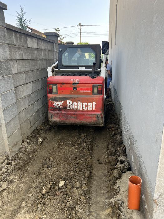 Servicii sapaturi,fundatii  casa gard piscina canalizari drenaje nivelare teren miniexcavator bobcat