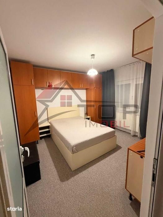 Etaj 1 - Dacia Bicaz, 2 camere decomandat, 65mp, bloc din 91