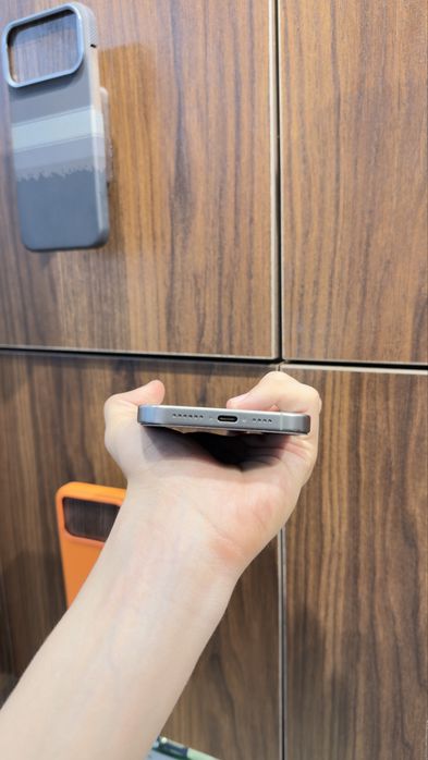 iphone 15 pro max naxtka