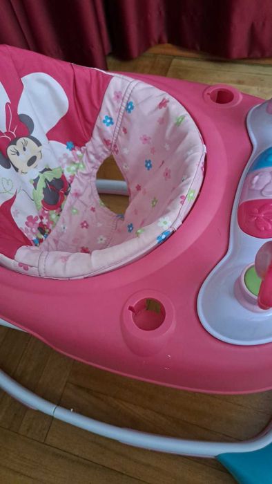 Продава се проходилка