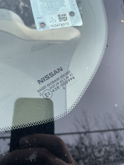 Челно стъкло за nissan note