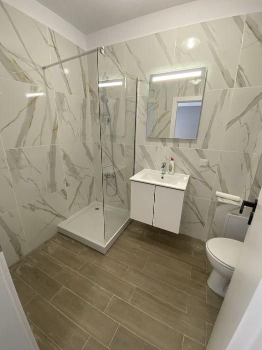 Spatiu/Apartament nemobilat de inchiriat | Zona centrala | Floresti