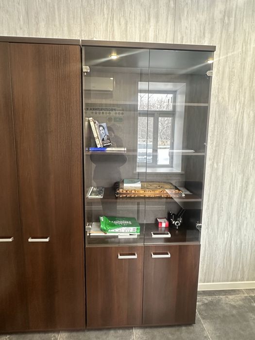 Офисная мебель . Набор руководителя